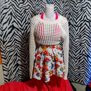 ☆NWT☆ Spring Floral Skirt